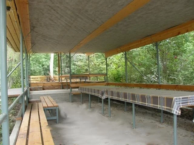 Большая беседка на турбазе Атаманский хутор