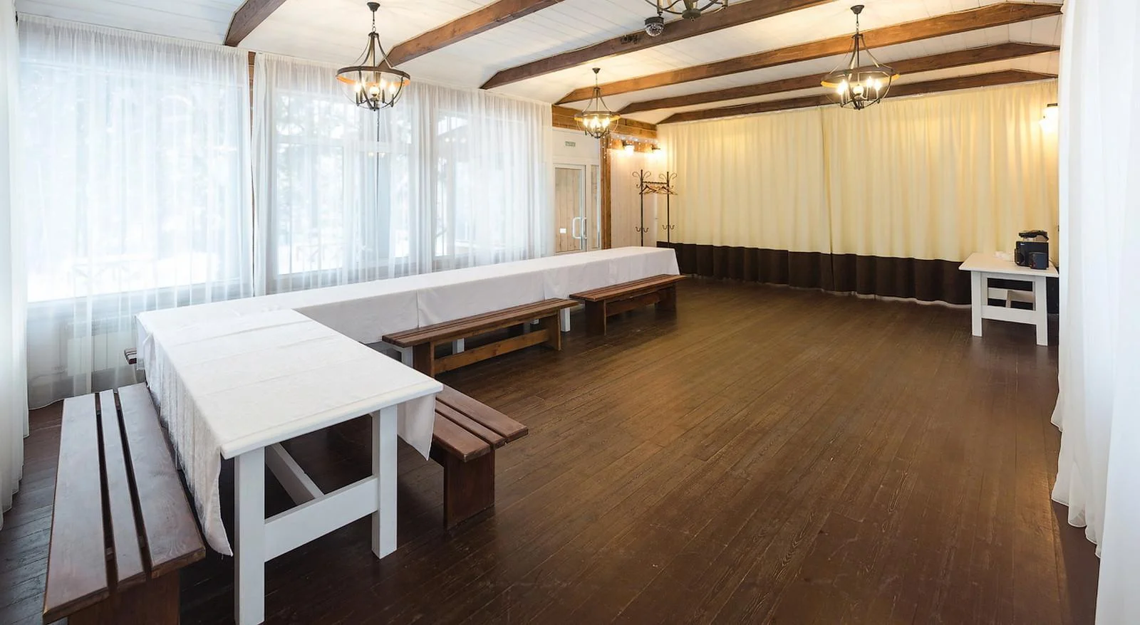 Уютная беседка на 30 человек с мангалом в Томске — Комплекс отдыха «Академия»