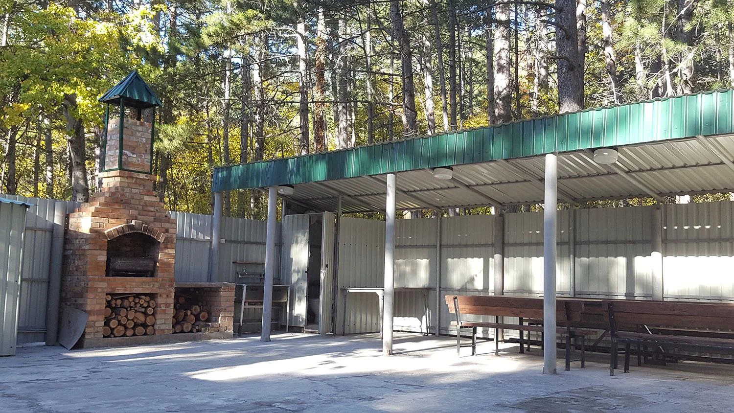 Снять мангальную площадку в «санатории Долоссы»