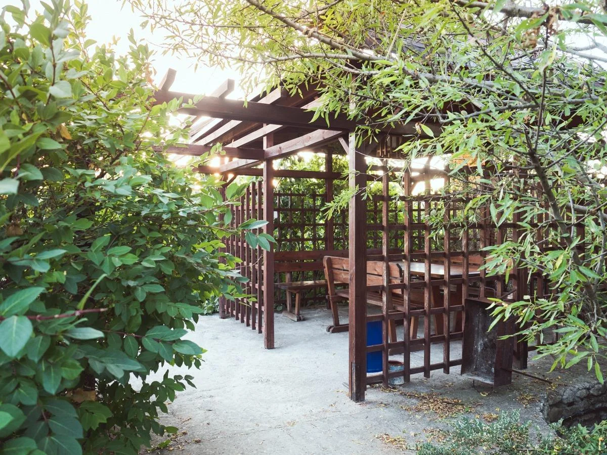 Беседки в японском стиле на 6-8 человек в отель-парке «Байдары»