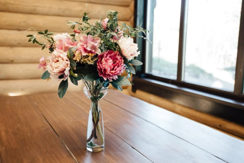 Аренда беседки «Premium» вместимостью до 15 человек в гостиничном комплексе «LogHouse»