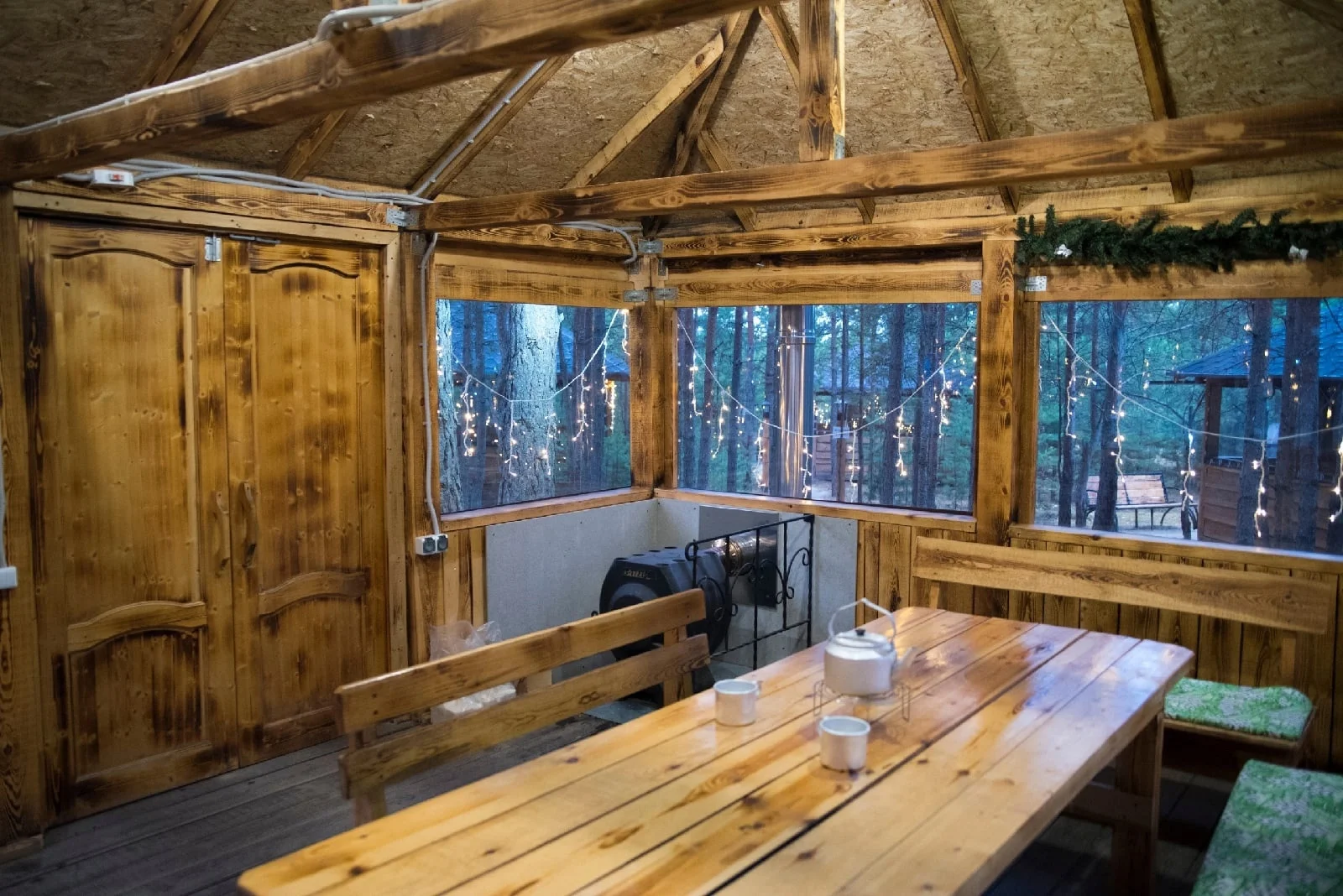 Аренда беседки Зона барбекю Тёплая Полный комфорт