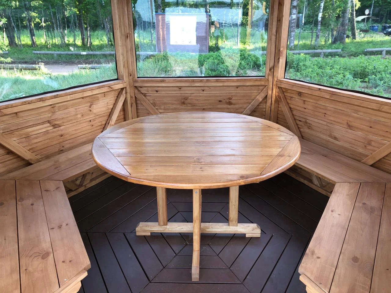 Шестигранная беседка на 8 персон вблизи Ладожского озера, 40 км от СПБ