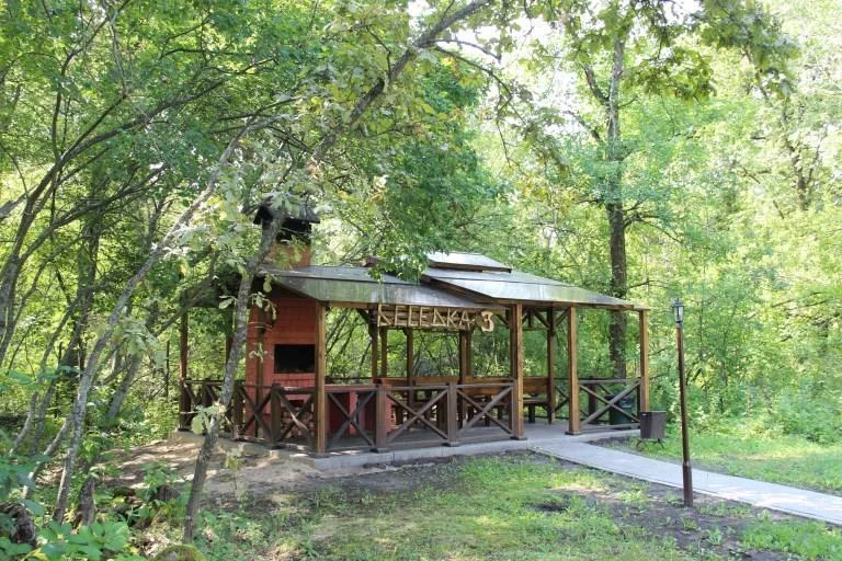 Беседки на базе отдыха “Лукоморье” – отдых на лоне природы