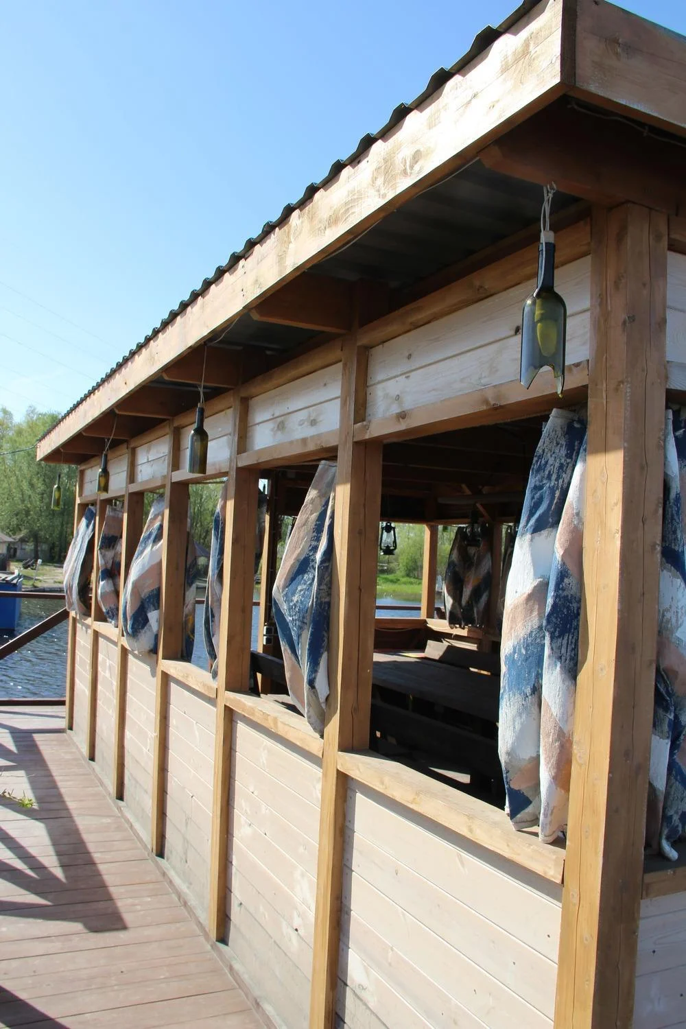 Снять VIP беседку на плавучем понтоне — база отдыха «Озеро Медвежье»