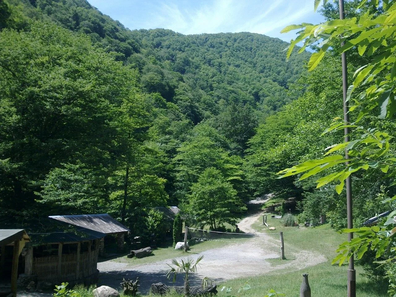 Беседки на базе отдыха «Дм Дм Бон» в аренду