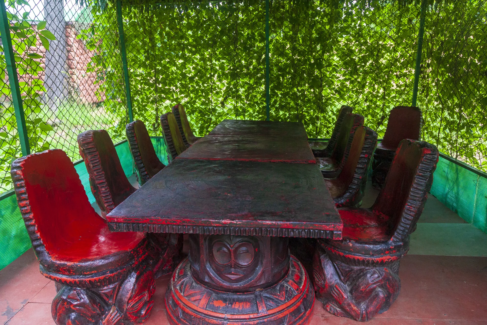 Снять беседку под названием «Тропик» вместимостью до 10 человек в РК «Малибу»