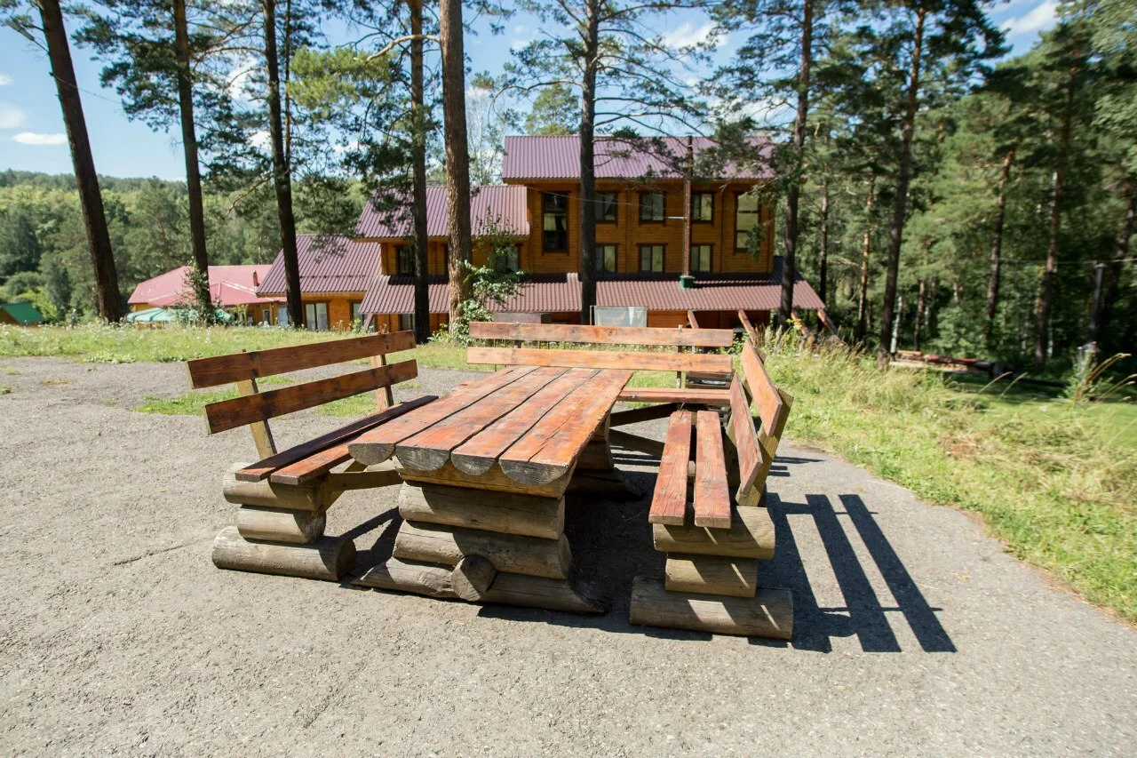 Мангальные зоны без навеса (вместимостью до 12 человек) эко-комплекс Таежный