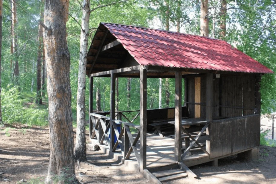 Летняя веранда для пикника с барбекю на природе до 10 человек — Спортивный комплекс «УКТУС»