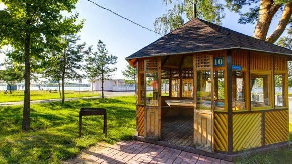 Закрытые беседки на 12 человек недалеко от Москвы