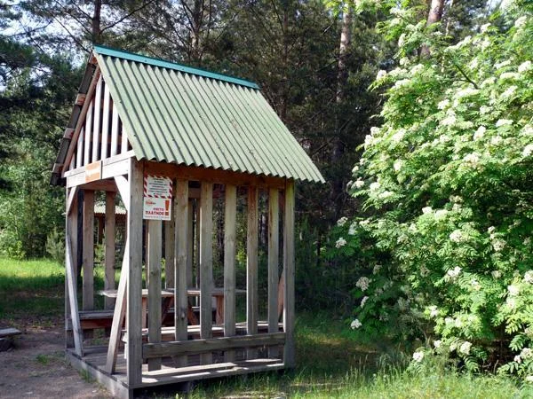 Деревянная беседка на компанию до 6 человек в аренду