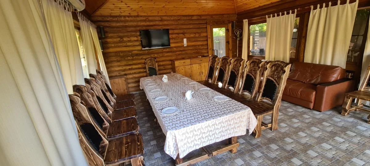 Отдых в домике «VIP озеро» на територии Ачигварского озера