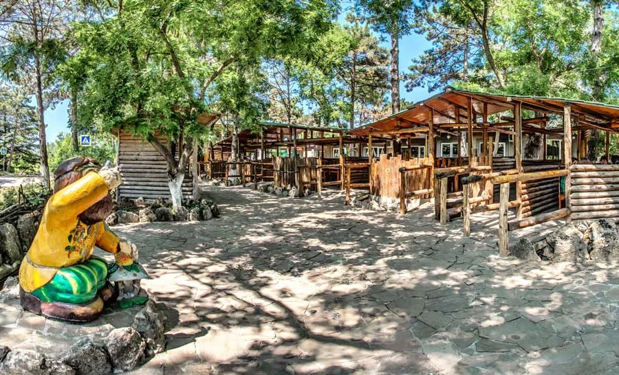 Открытые / летние беседки с мангалом / цена аренды: от 300 рублей