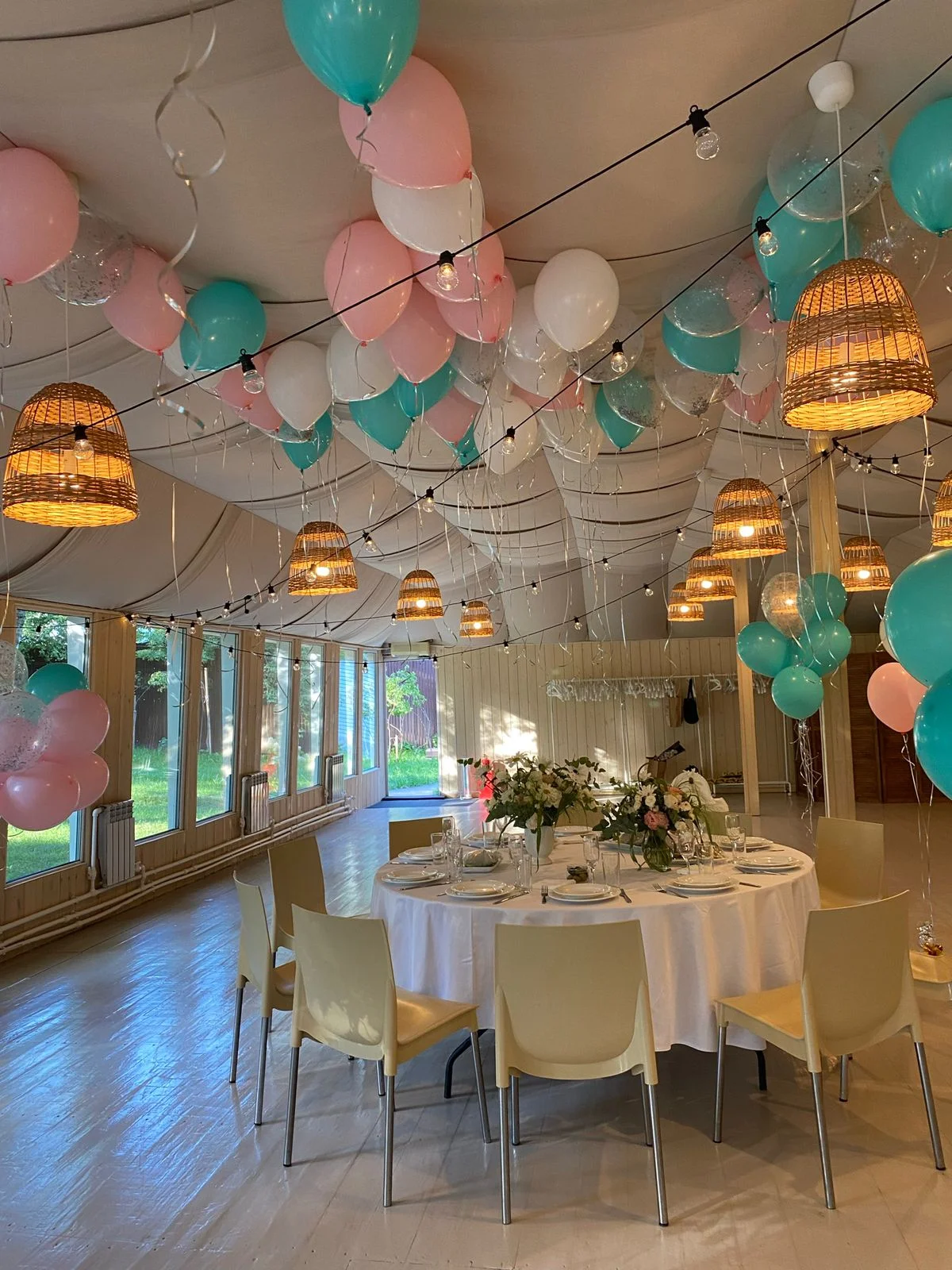 Банкетные залы для компаний от 10 до 500 человек на природе