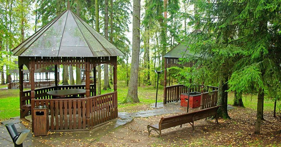 Парк Авантель Истра. 6 беседок для отдыха с вместимостью до 50 человек