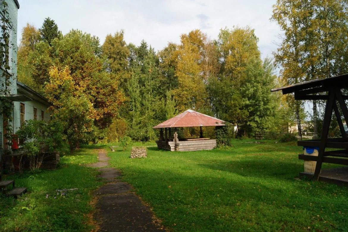 Кошкинский фарватер сдает в аренду беседки вместимостью до 8 человек