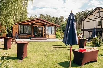 Красивый зал для корпоративов на 60 человек в Свердловской области — «Гринвальд»