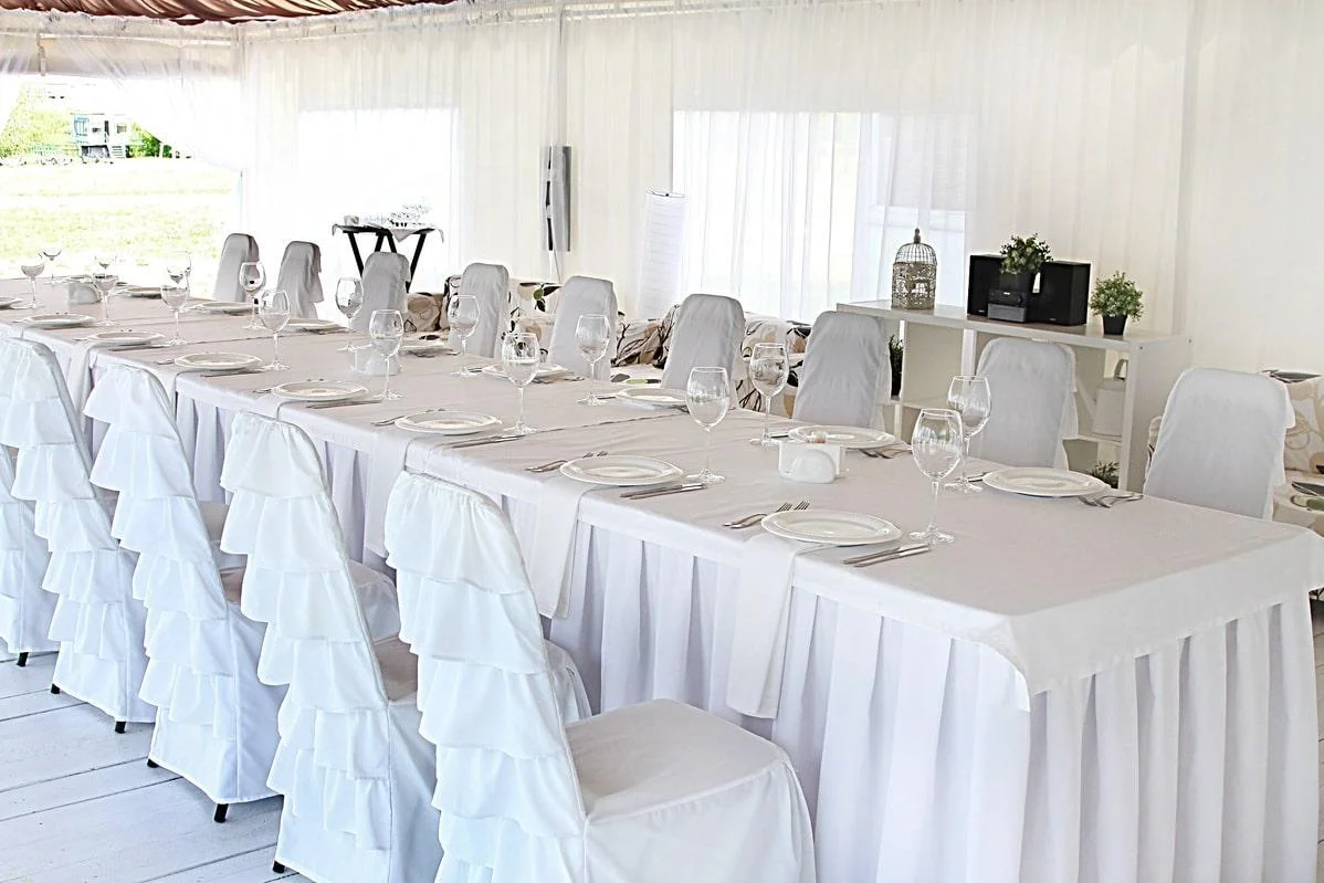 Небольшой шатер на 35 гостей (фуршет 70) — VodНый