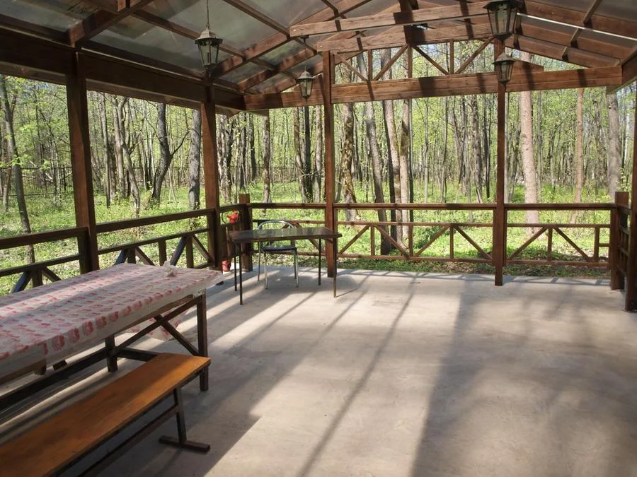 Аренда беседок на базе отдыха “Сказка”