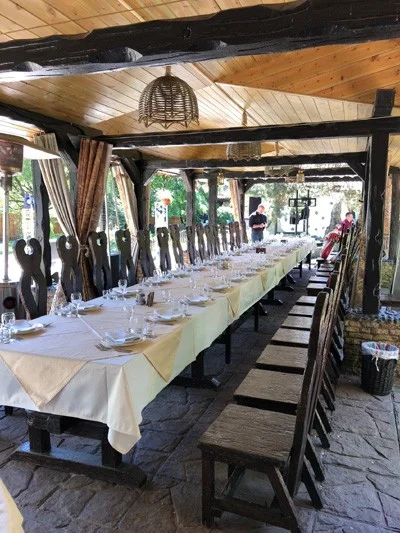 Большая летняя веранда ресторана «Рыбацкая деревня» в аренду