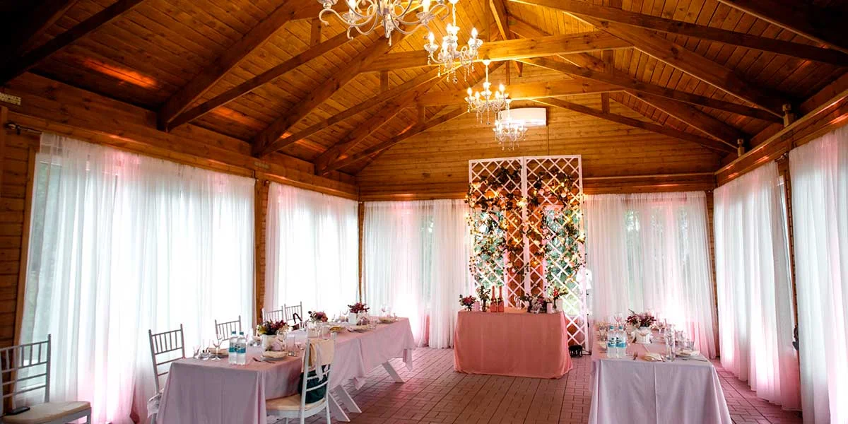 Аренда банкетного зала Галерея WOOD «Линкер Парк»