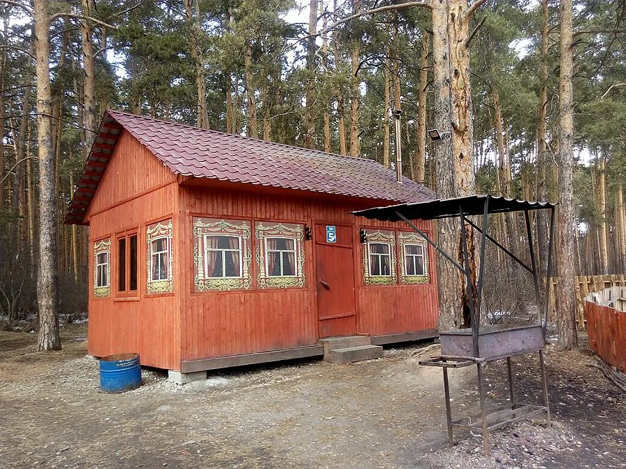 Карасики — теплые беседки для шашлыка в аренду на базе отдыха