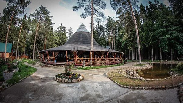 Спортинг клуб Москва. Предлагаем разные варианты беседок для отдыха и пикника.