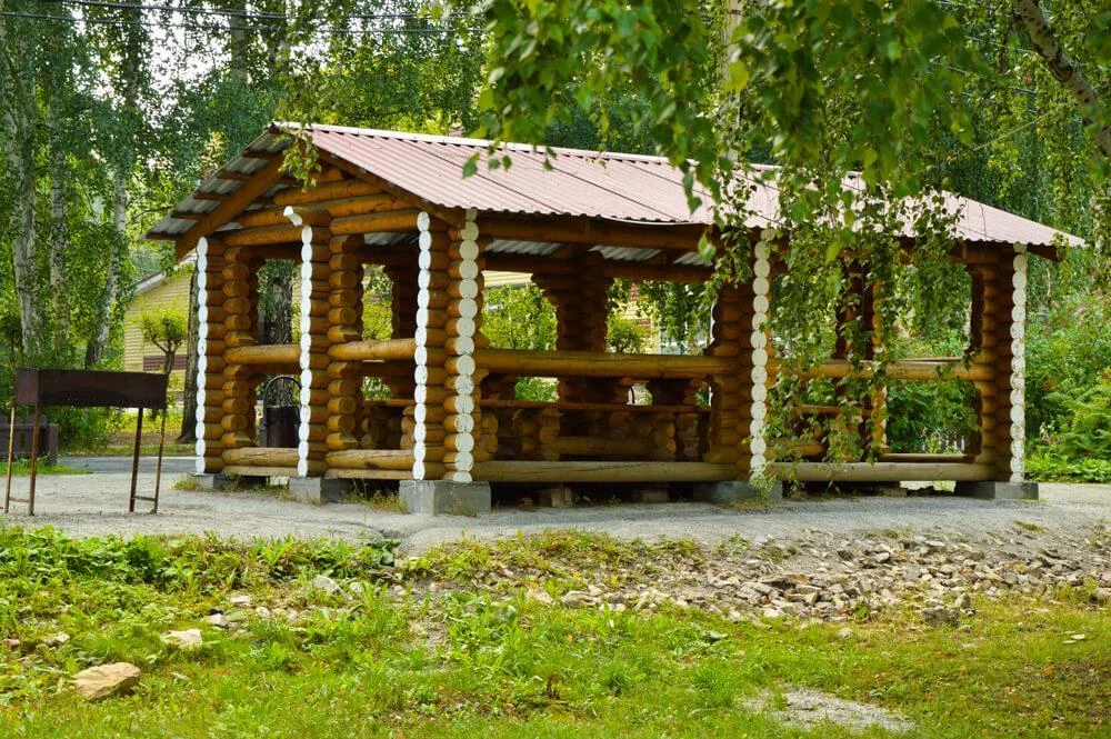 Вместимость 15 человек на базе отдыха «Хрустальная» — Свердловская область