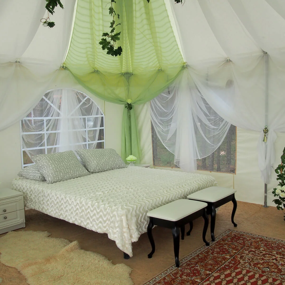 Аренда летнего дома в виде шатра на база отдыха «Дивная усадьба»