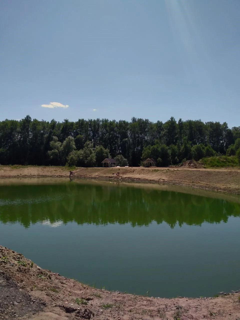 Flyingfish club. Аренда беседок возле озера до 20 человек от 100 руб.