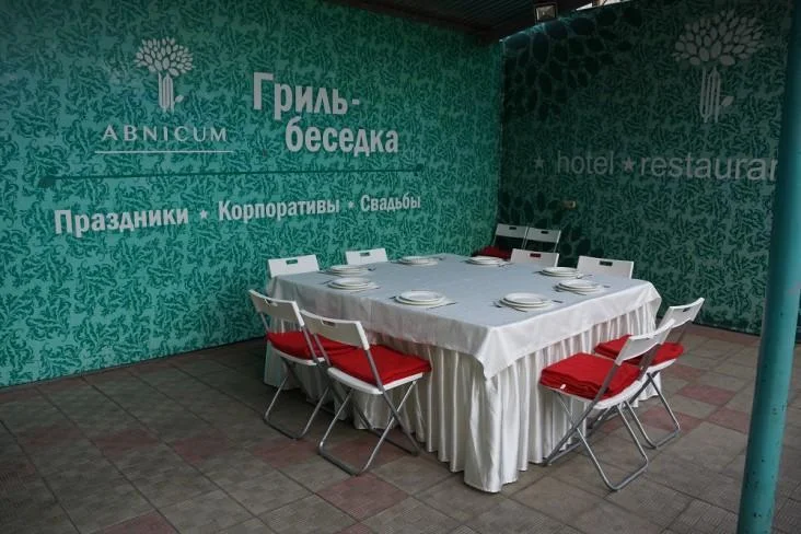 Беседка с мангалом для отдыха на 35 человек в черте города