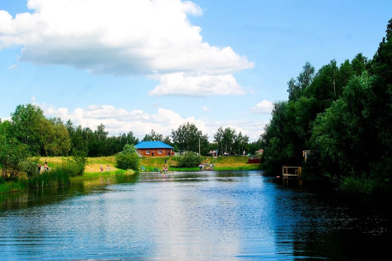 Аренда веранды и мангальной зоне на базе отдыха «Подсолнухи»