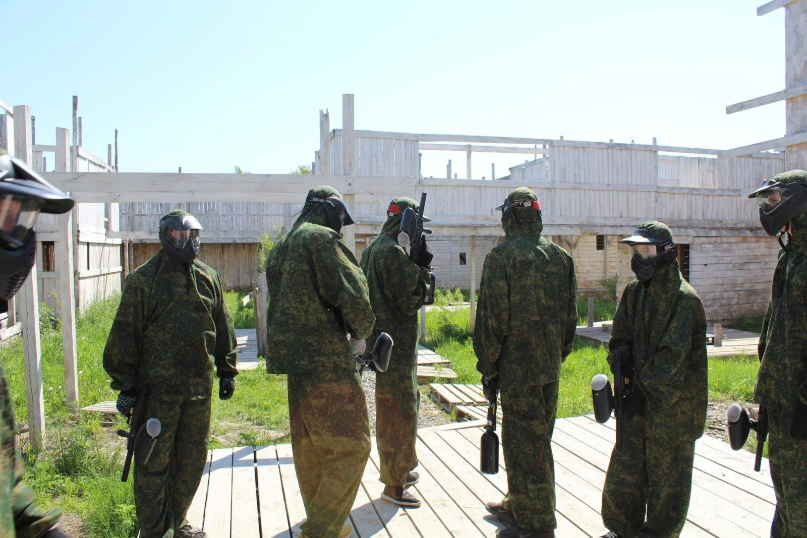 Летняя беседка с мангалом в Квест-Парке «РАТИБОР»