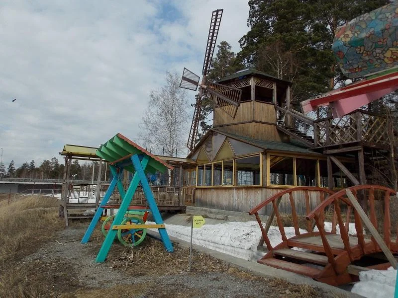 Уникальная беседка-мельница на 4 человека вблизи воды