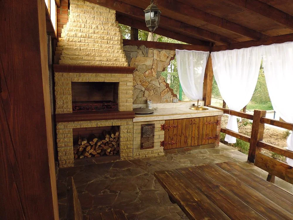 Отдых в беседке до 15 человека «Хатабаня»