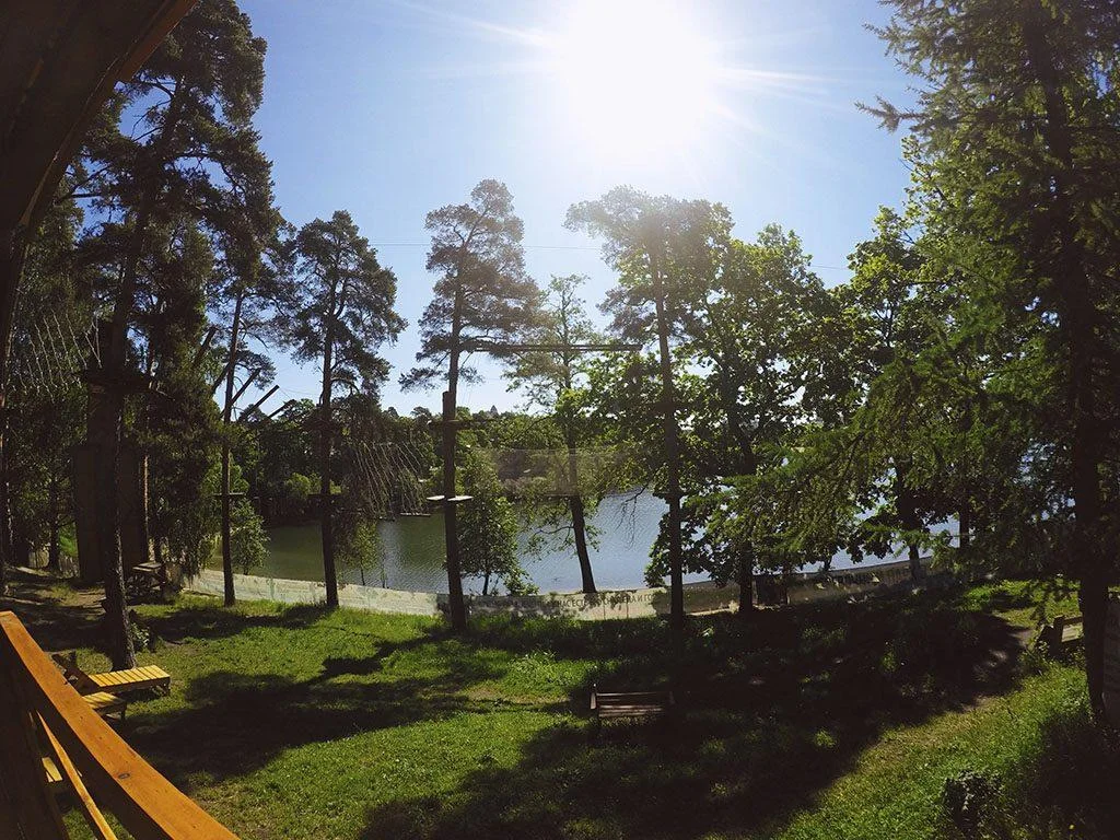 Аренда большой летней беседки вместимостью до 35 человек в Озерках