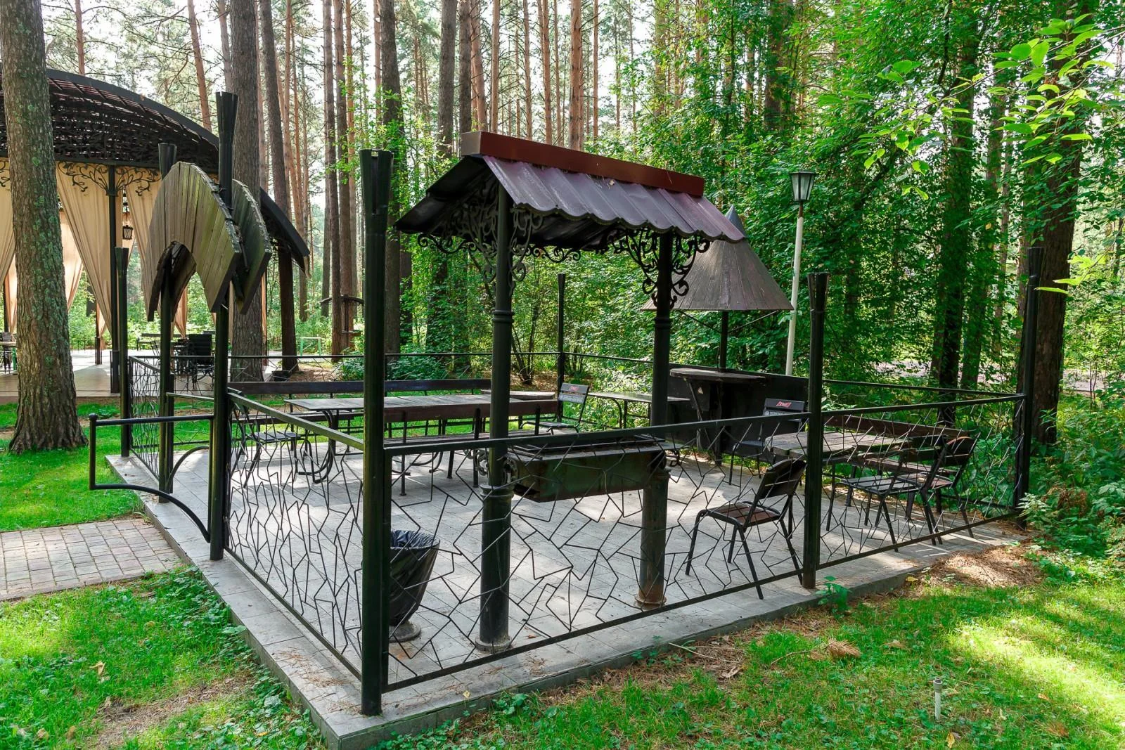 Мангальная зона для компании до 10 человек — Пансионат Былина (Бердск)