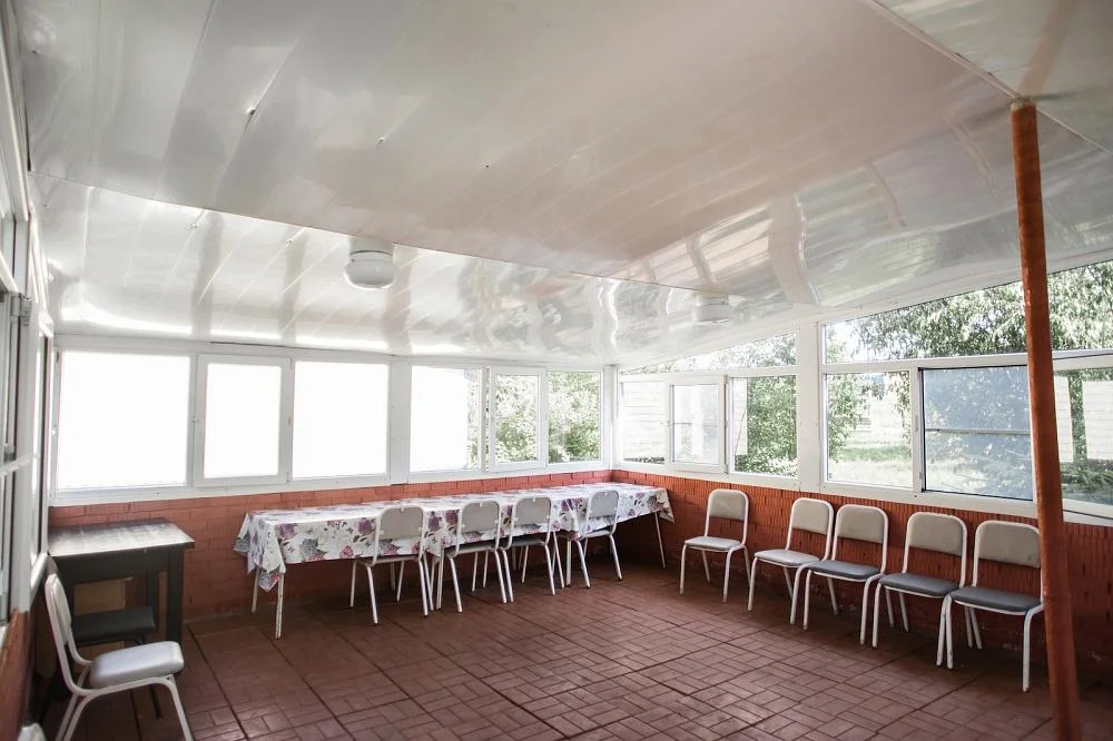 Аренда веранды и мангальной зоне на базе отдыха «Подсолнухи»