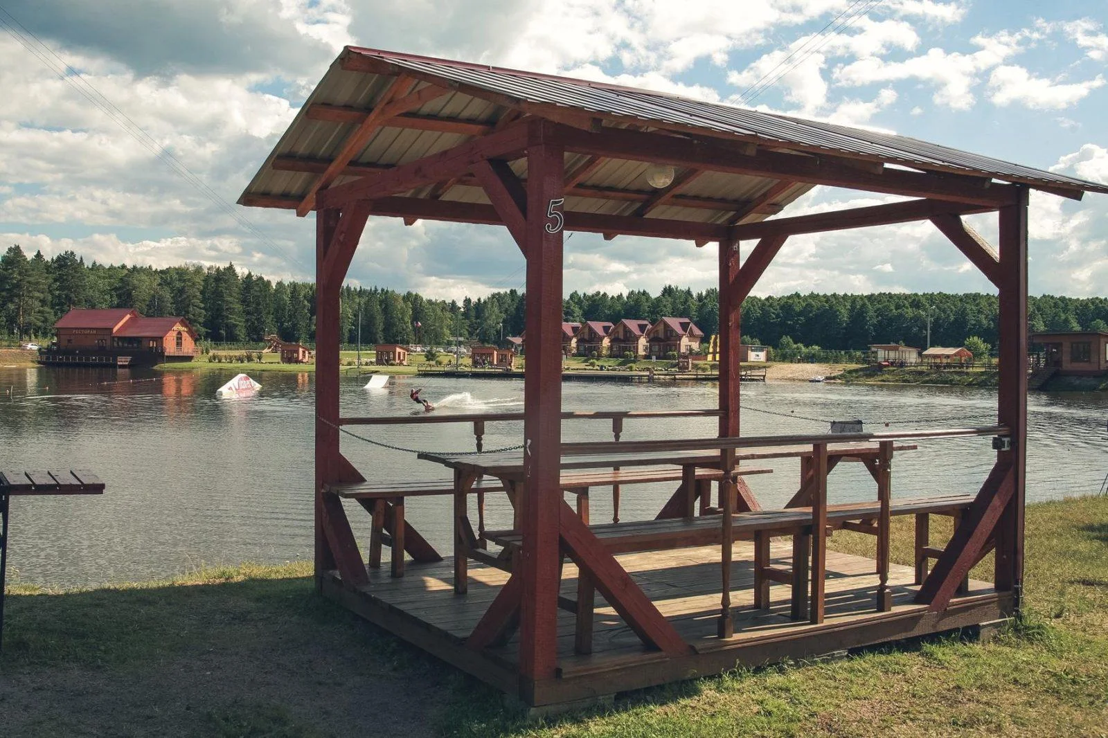 База отдыха «Петрушинскиий хутор» сдает в аренду беседки вместимостью до 10 человек