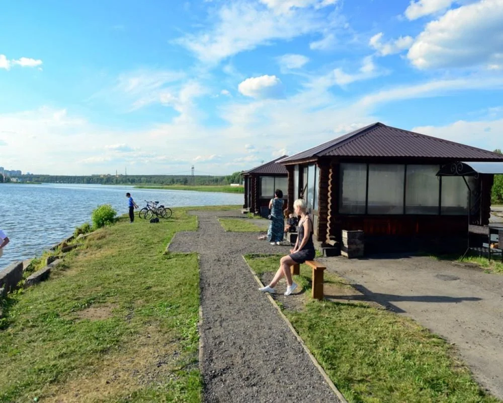 Арендовать беседки на Химмаше, лодочная станция на реке Исеть в Екатеринбурге