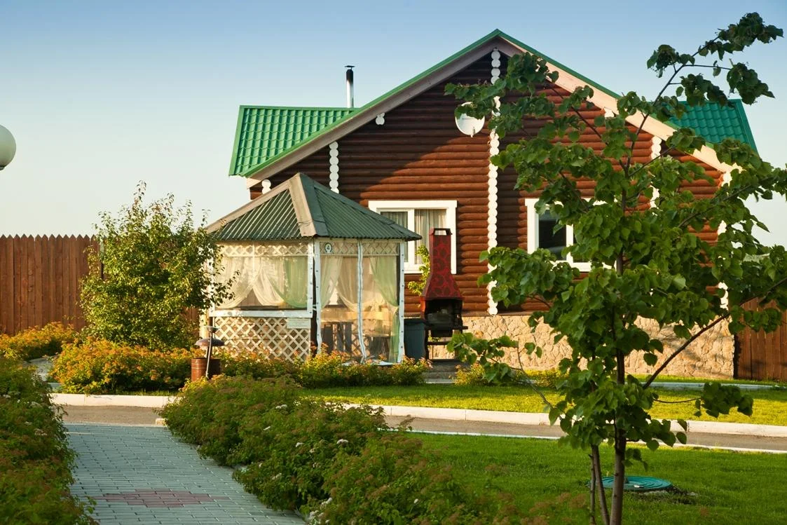 Аренда беседки для пикника до 8 человек в Загородном клубе «Белая лошадь»