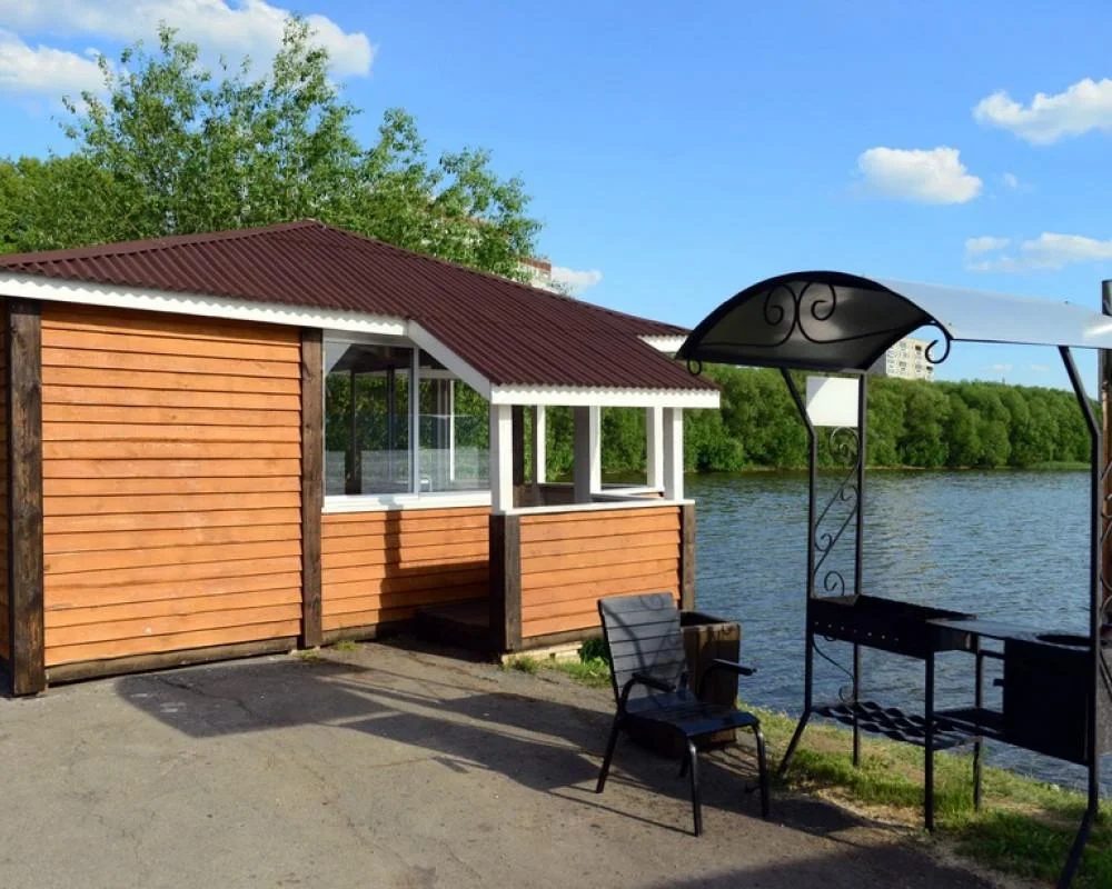 Шашлычные беседки на воде до 15 человек в районе Химмаша в Екатеринбурге