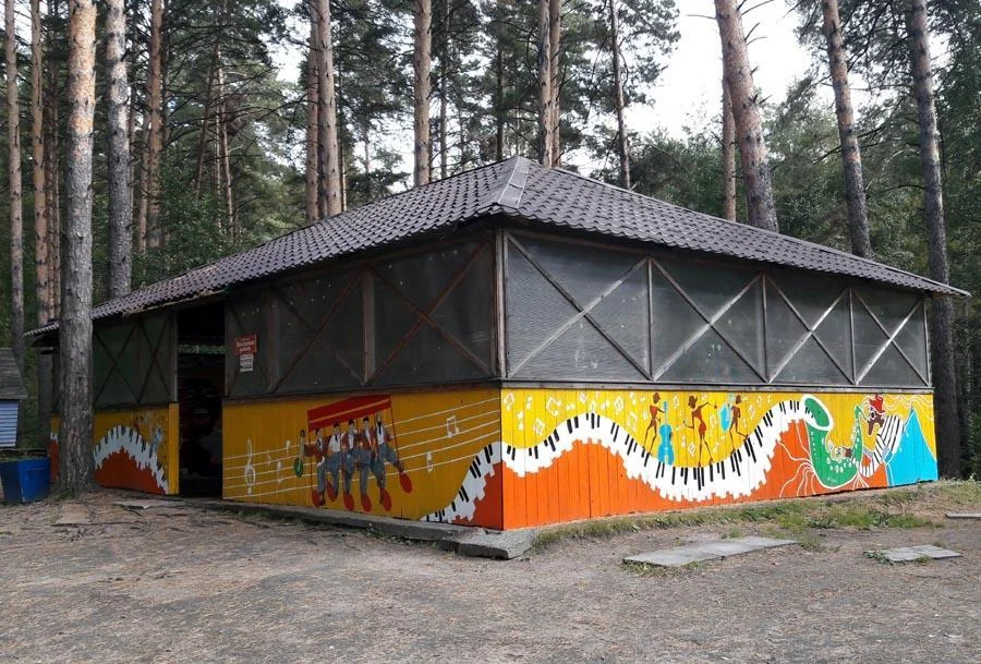 Павильон «Веселые ребята» — летнее помещение, 20 посадочных мест