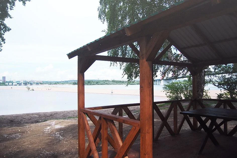 Большие беседки до 25 человек у воды — Бугринская Гавань