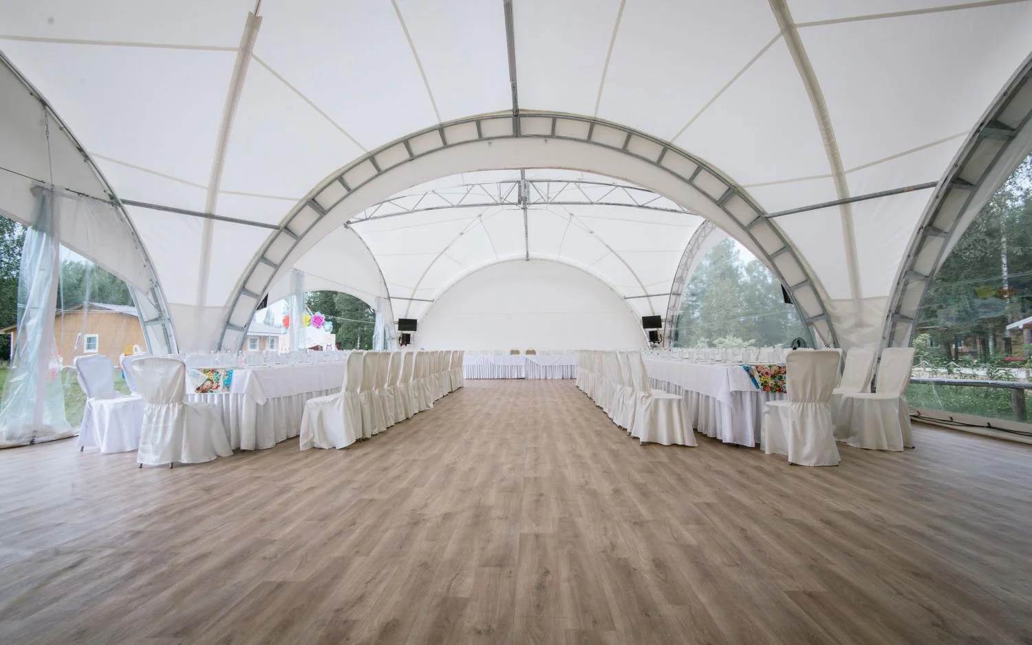 Большой шатер для свадеб и крупных мероприятий на 150 человек