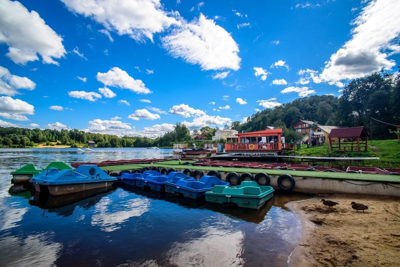 Беседка на базе отдыха “Северный Берег”