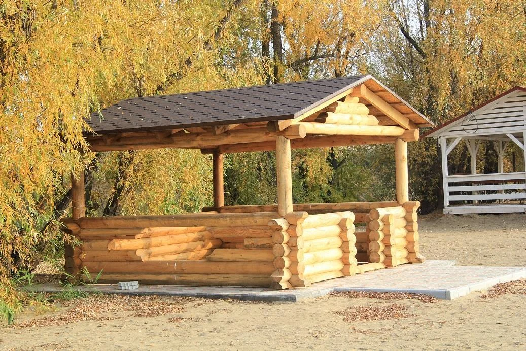 Аренда беседок в городе Энгельс. Турбаза “Малиновка”