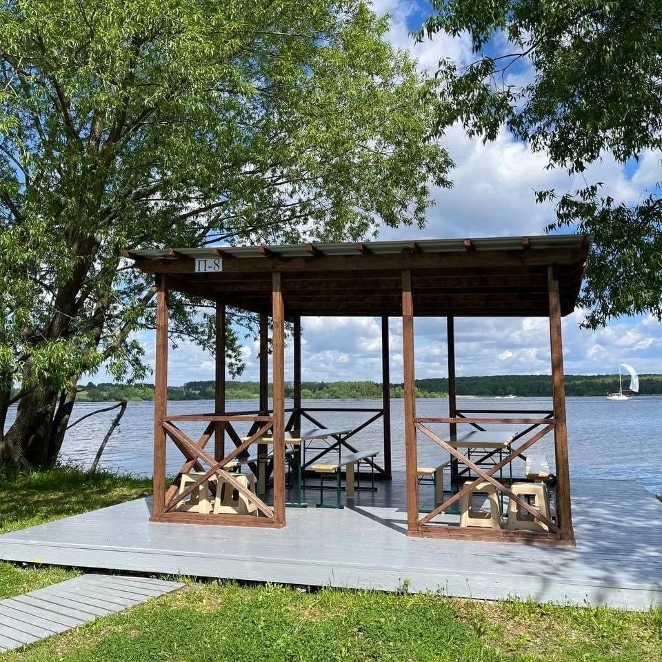 Аренда беседки у воды