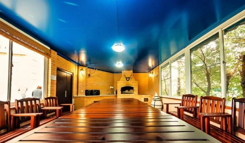 Беседки в аренду на территории гостиницы “Максим”