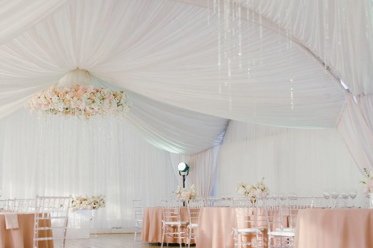 Шатер для корпоративных мероприятий до 80 человек (фуршет 160 человек) — Парус